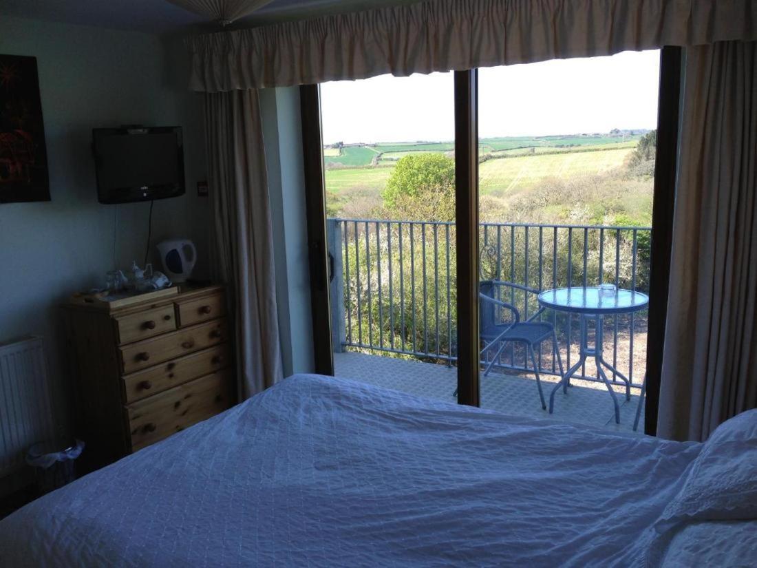 Room In Guest Room - Orchard Manor, Fore Street, Probus, Tr24Ly, Nr 트루로 외부 사진